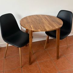 Table & 2 Chairs