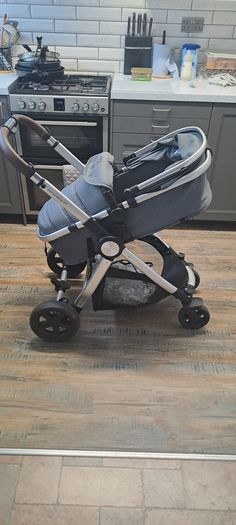 Panorama XTi by Babylo 2-in-1 Travel System with EnfaSafe i-Size R129 Car Seat Granite. Buggy/Pram & Carseat