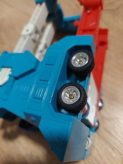 Transformer G1  Ultramagnus