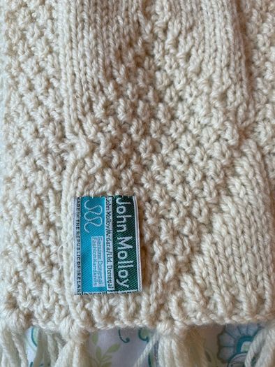 Vintage John Molloy 100% wool hand knit Aran cream scarf