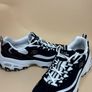 sketchers Image 4