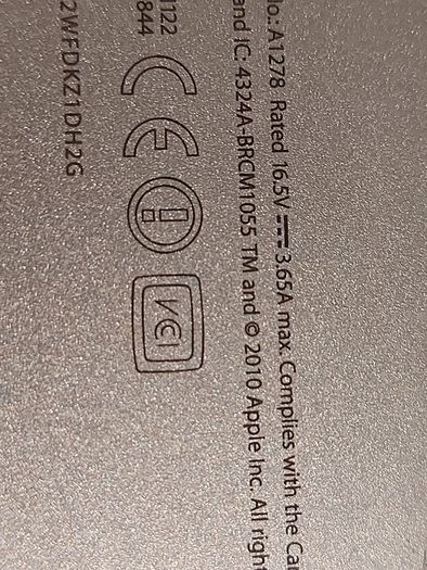 Apple MacBook Pro Model A1278, macOS High Sierra, Intel Core i5, 2.3GHz, 16GB Ram, 128GB SSD, Keyboard issues