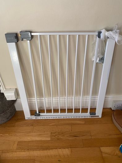 Baby gate