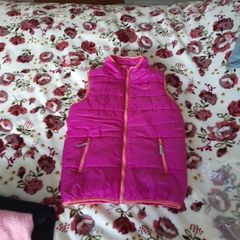 girls padded pink sleevless jacket