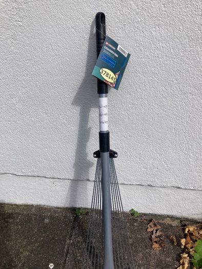 Extendable rake-new