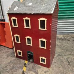 mid-century dolls house