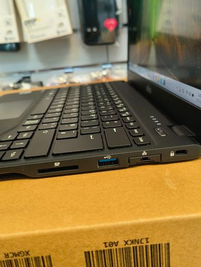 Fujitsu LifeBook 13.3" Laptop U9310 Intel i7 vPRO 10th Gen 16GB RAM 256GB SSD Windows 11