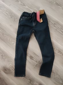 BNWT Age 6 -7 F&F Jeans