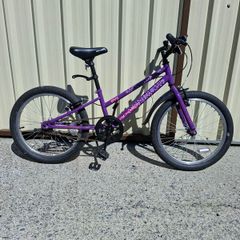 Girls bike