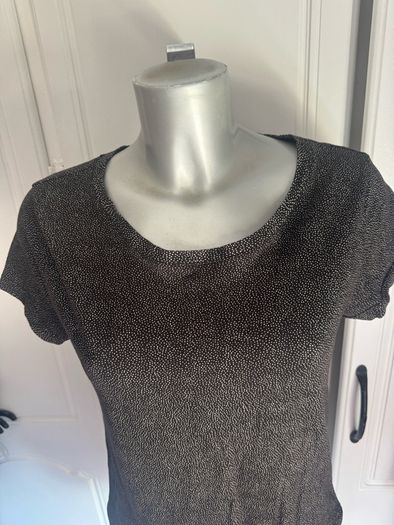 H&M Basics stretchy top size S Free post