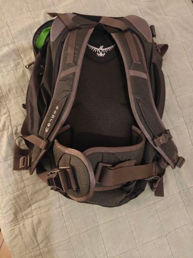 Osprey Farpoint 40 Travel Backpack - Carry-On Rucksack Grey Black Green