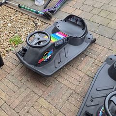 2 Razor Crazy Cart Shift Lightshow Lithium-Powered Drifting Go Kart