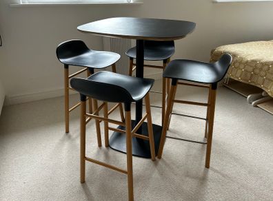 Normann Copenhagen Form Bar Table & 4 Bar Stools Black/Oak