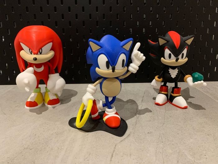 Sonic Knuckles and Shadow 3D Printed Models (Free Postage)