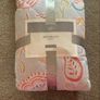 Bnwt grey patterned double Image 2