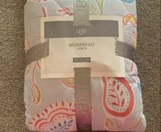 Bnwt grey patterned double
