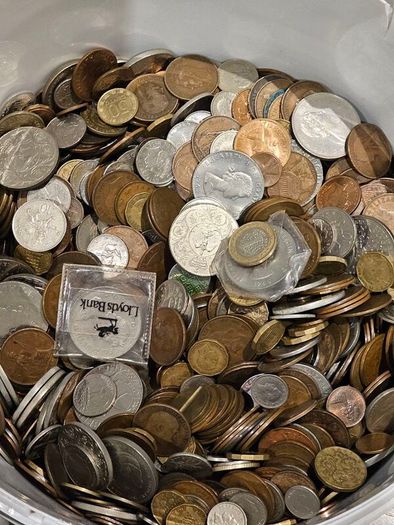 Coin Lot Mixed Country UK USA Europe World Price per 1kg