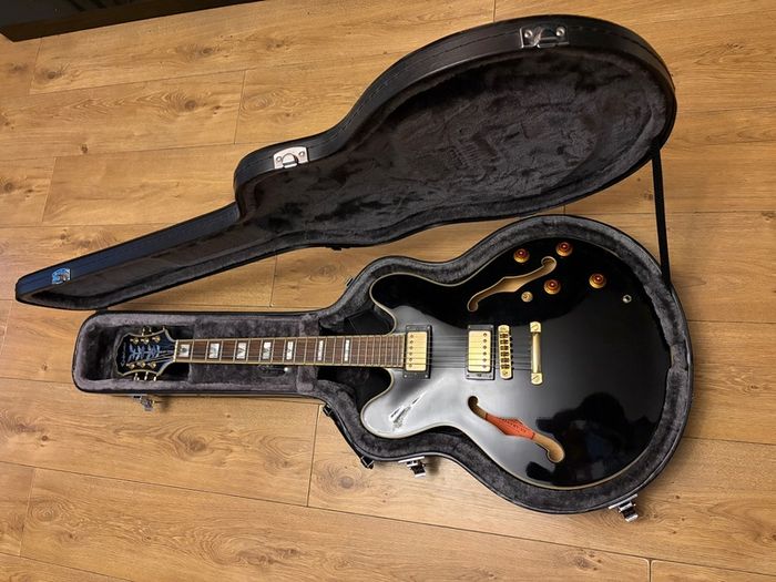 Epiphone Sheraton (Gibson) With Hard Case