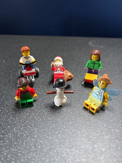 Lego  minifigures
