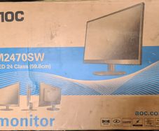 24" AOC M2470SWH Monitor MVA Wide-View Display Panel/ Two HDMI One VGA for parts or repair.  The screen is broken, not switch on