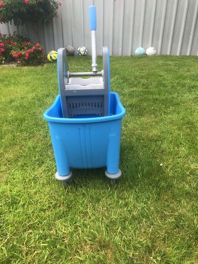 mop bucket