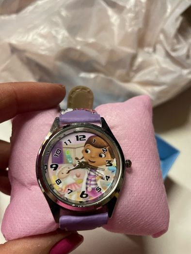 Girls Watch - Doc McStuffins - NEW