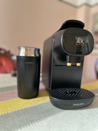 Philips Lor Coffee machine with Frother