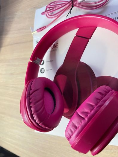 Brand New Dark Pink Wired Headphones with Microphone Super Bass 6D Stereo Headset