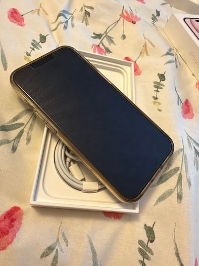 iPhone 13 Midnight (Black) 128GB Very Good Condition Sim Unlocked