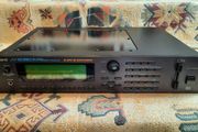 Roland JV-2080 64 Voice Synthesizer