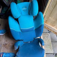 child seat for the car