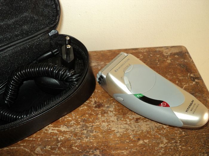 Remington cordless tri foil shaver