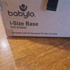 Car seat and isofix base