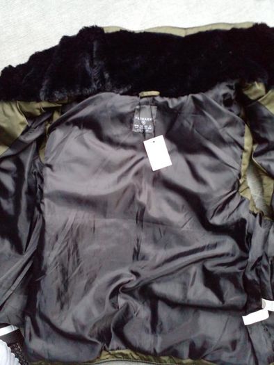 Sleeveless jacket size M NEW