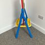 Crayola Easel Qwikflip Chalkboard and Magnetic Whiteboard Image 4