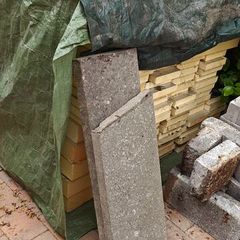 Capping stones