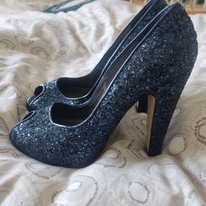 Sparkly ladies shoes