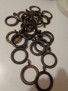 Black/Gold Plastic Curtain Rings x 26