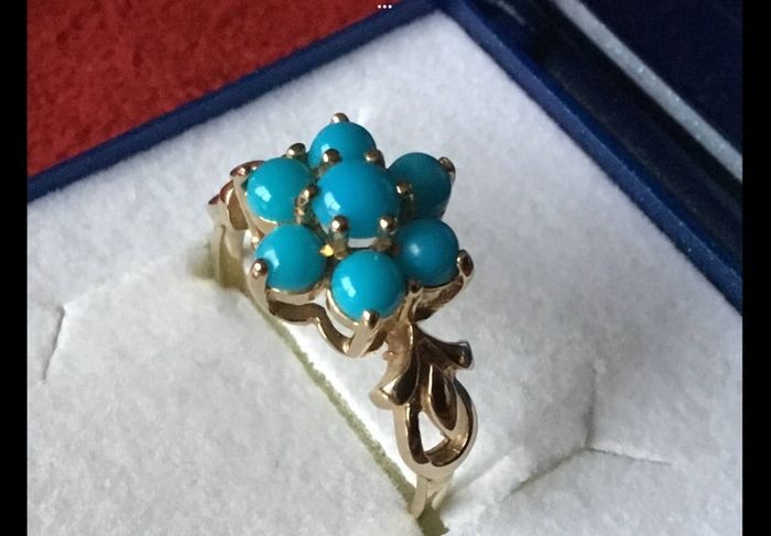 New 9ct Gold Turquoise Cluster Ring