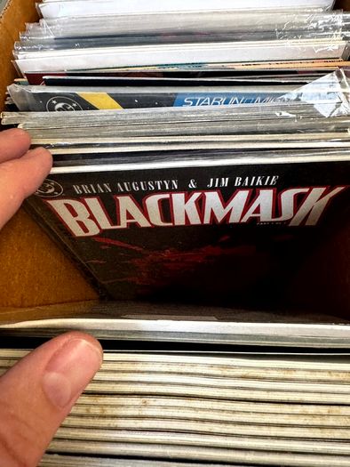 DC Long Comic Box w 250 comics for Sale