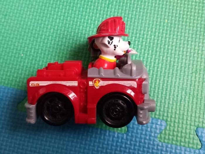 Paw patrol vehicles and figures