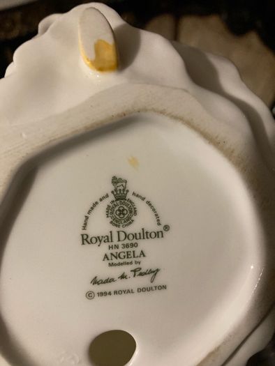 Royal Doulton figurine "Angela"
