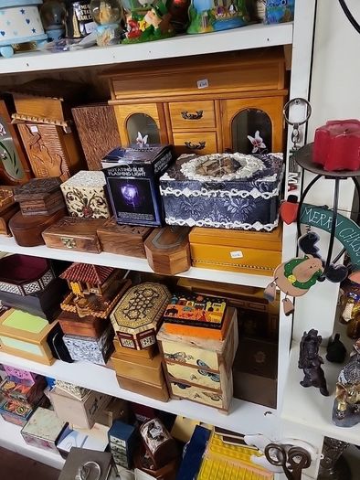 Trinket box
