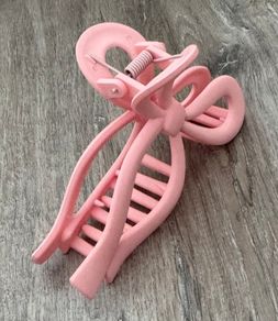 Pink Bow Outline Long Claw Clip