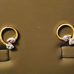 18 C gold ear rings