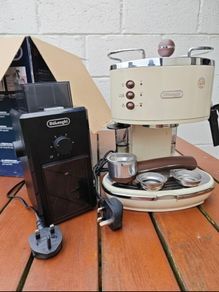 coffee machine and grinder