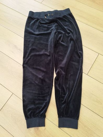 women hoodies and trousers