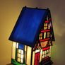 Vintage stained glass Tiffany style lamp. Image 3