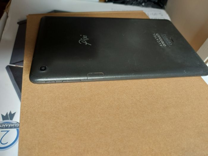 ALCATEL One Touch, PIXI 3 (10 Generation), Model 8079,  8GB, in excellent condition