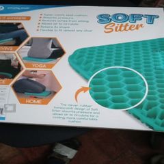 Soft seater